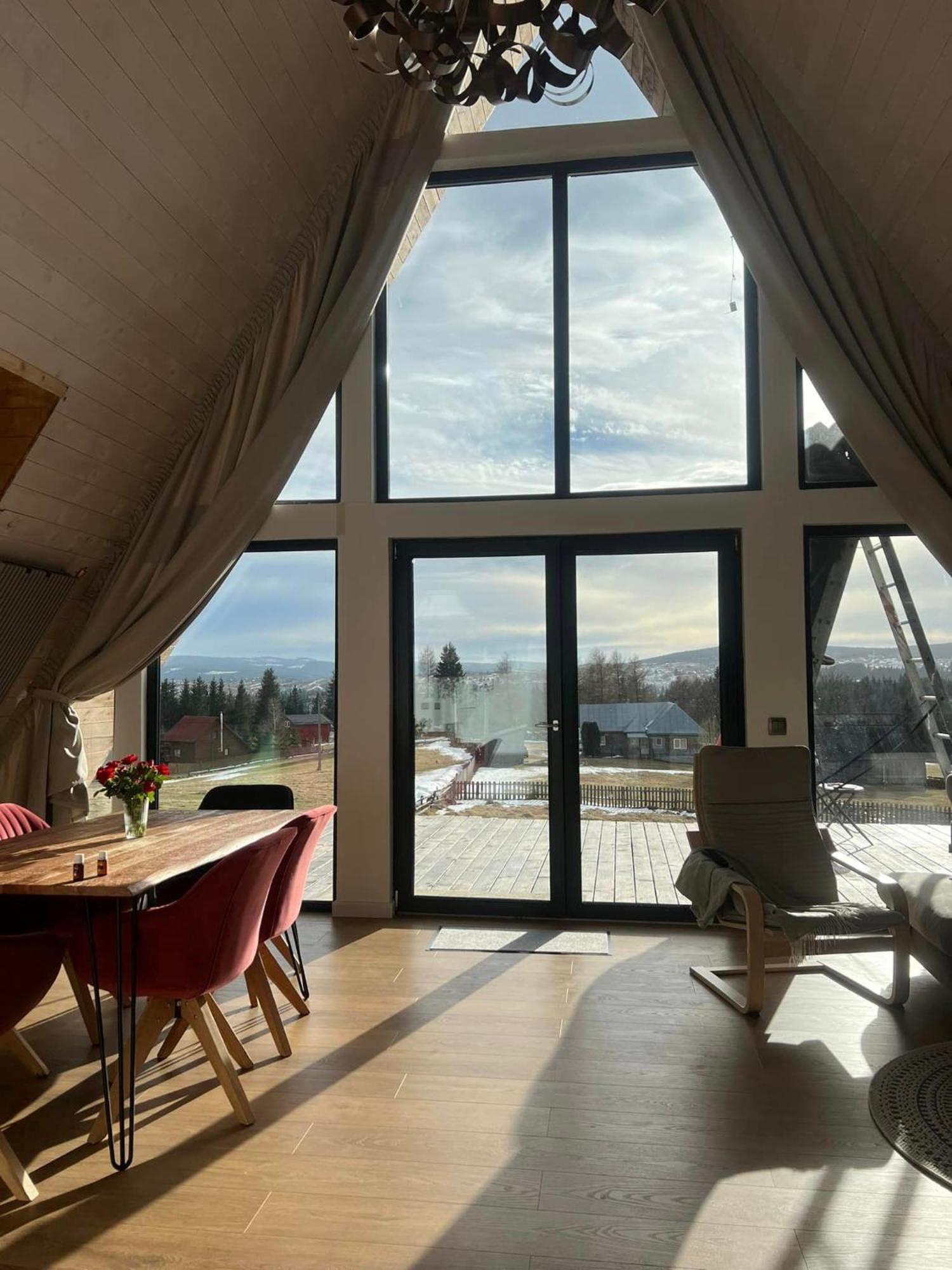 Mokki Villa Mărişel Dış mekan fotoğraf