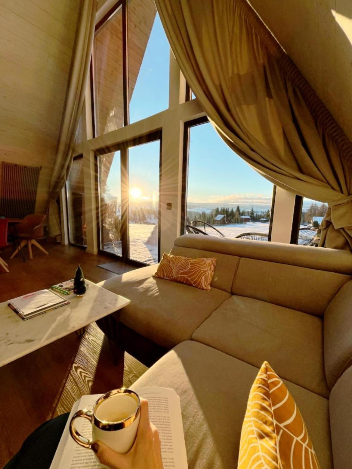 Mokki Villa Mărişel Dış mekan fotoğraf